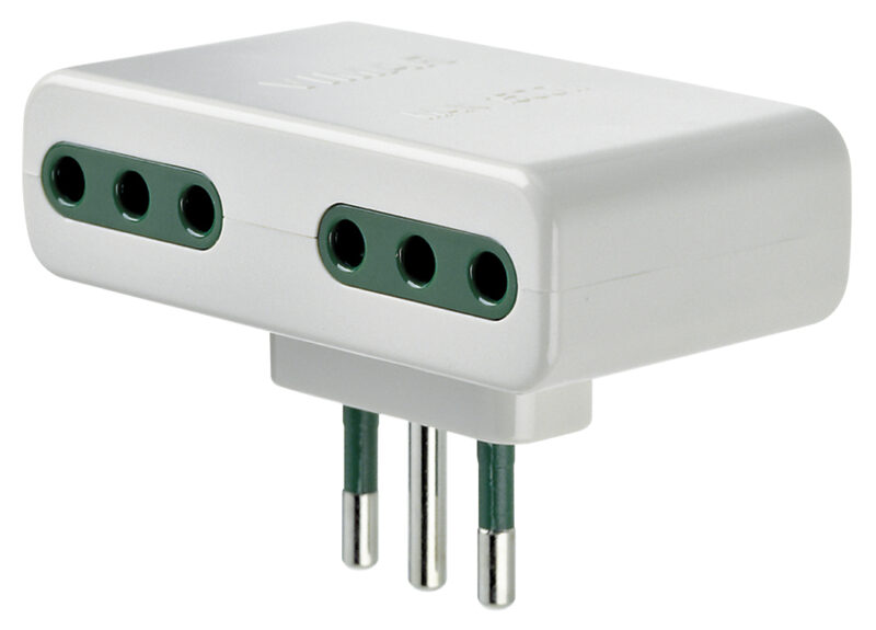 Multi-adaptor S11 +4P11 outlet white