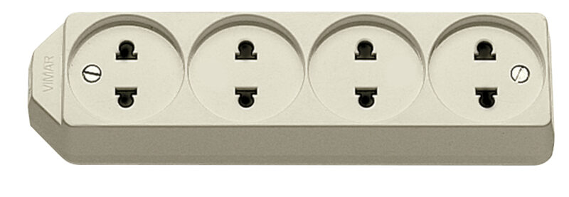 Multi-outlet 4USA+EU ivory