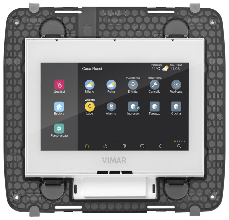 IP 4.3in PoE touch screen 8M white