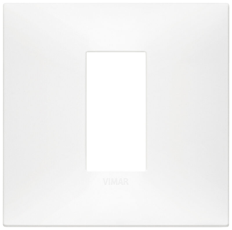 Plate 1centrMx2M techn. matt white