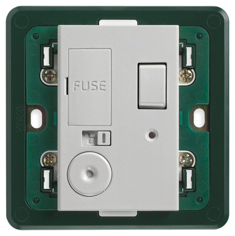 Switched connection unit 13A Silver