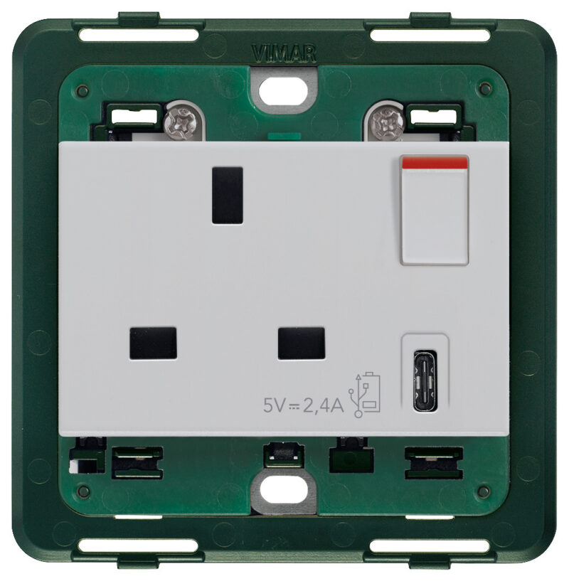 2P+E13ABS socket+red switch+C-USB Silver