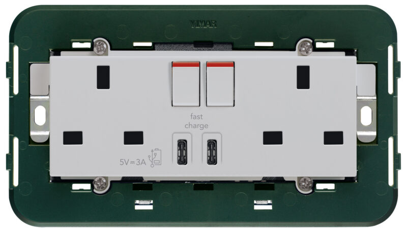 2 2P+E13ABS socket+red switch+C/C-USb Si