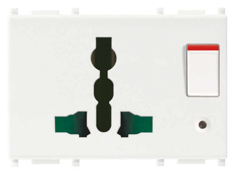 2P+E13A SICURY multi-outlet+switch white