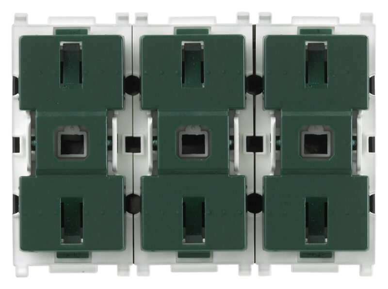 Three rocker pushbuttons+MASTER actuator