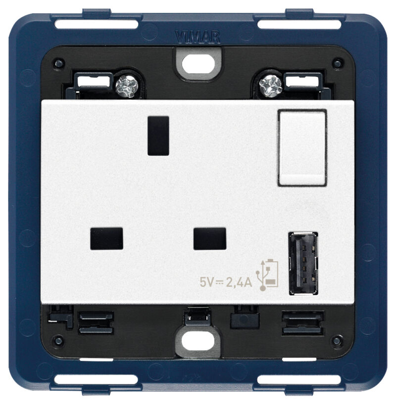 2P+E13ABS socket+red switch +A-USB white