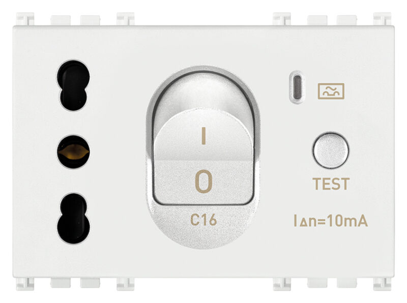2P+E 16A P17/11 outlet +C16 RCBO white