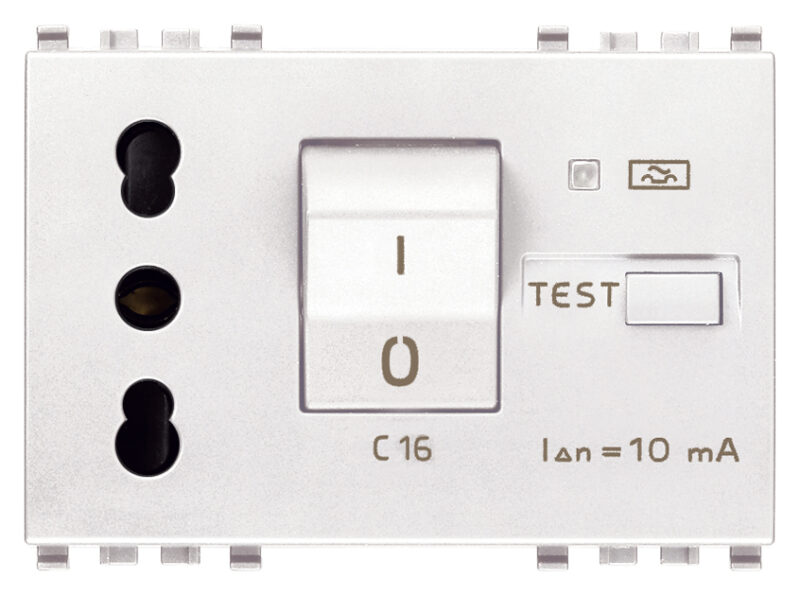 2P+E 16A P17/11 outlet+C16 RCBO white