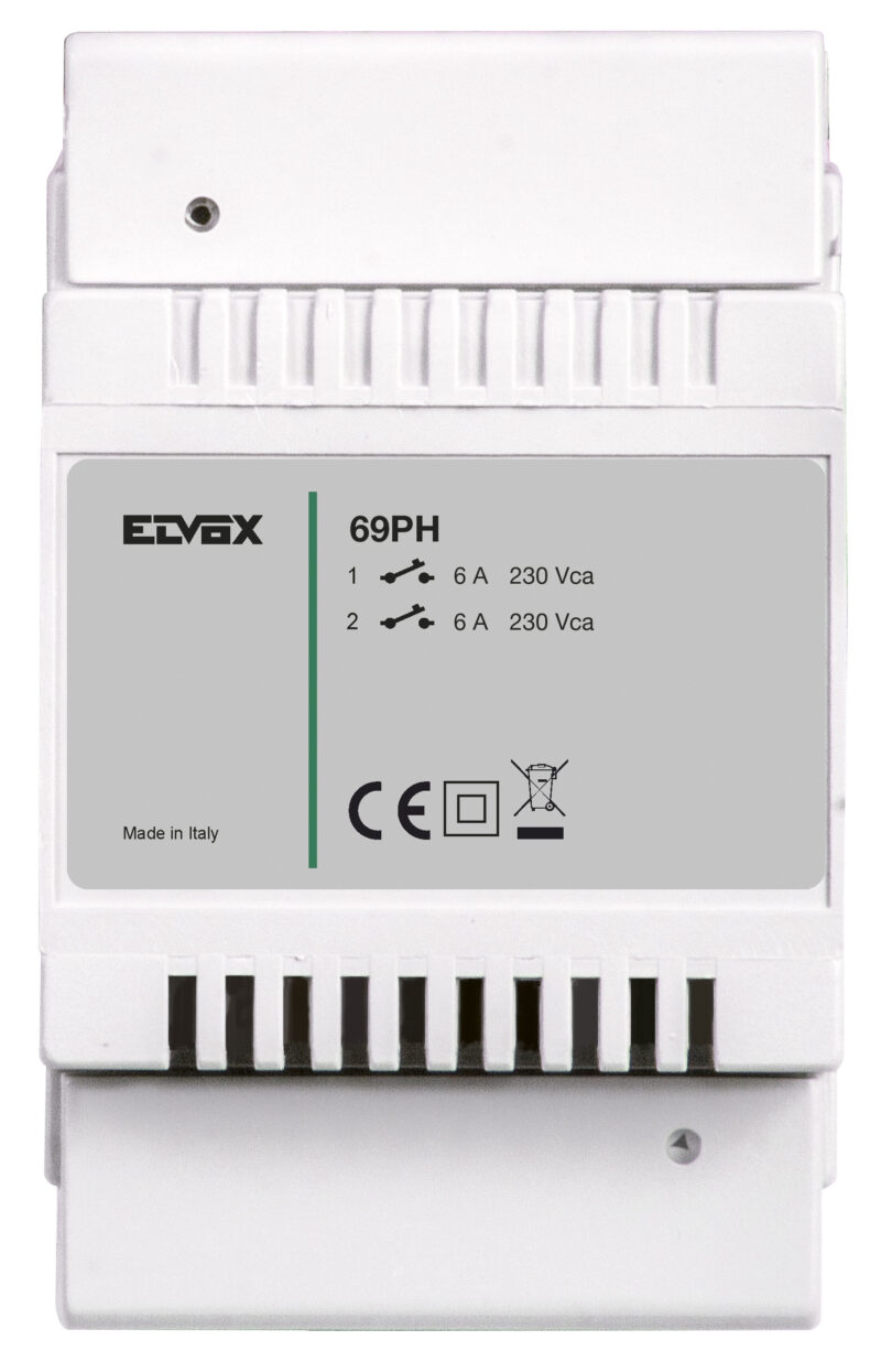 Programmable device with 2 relays