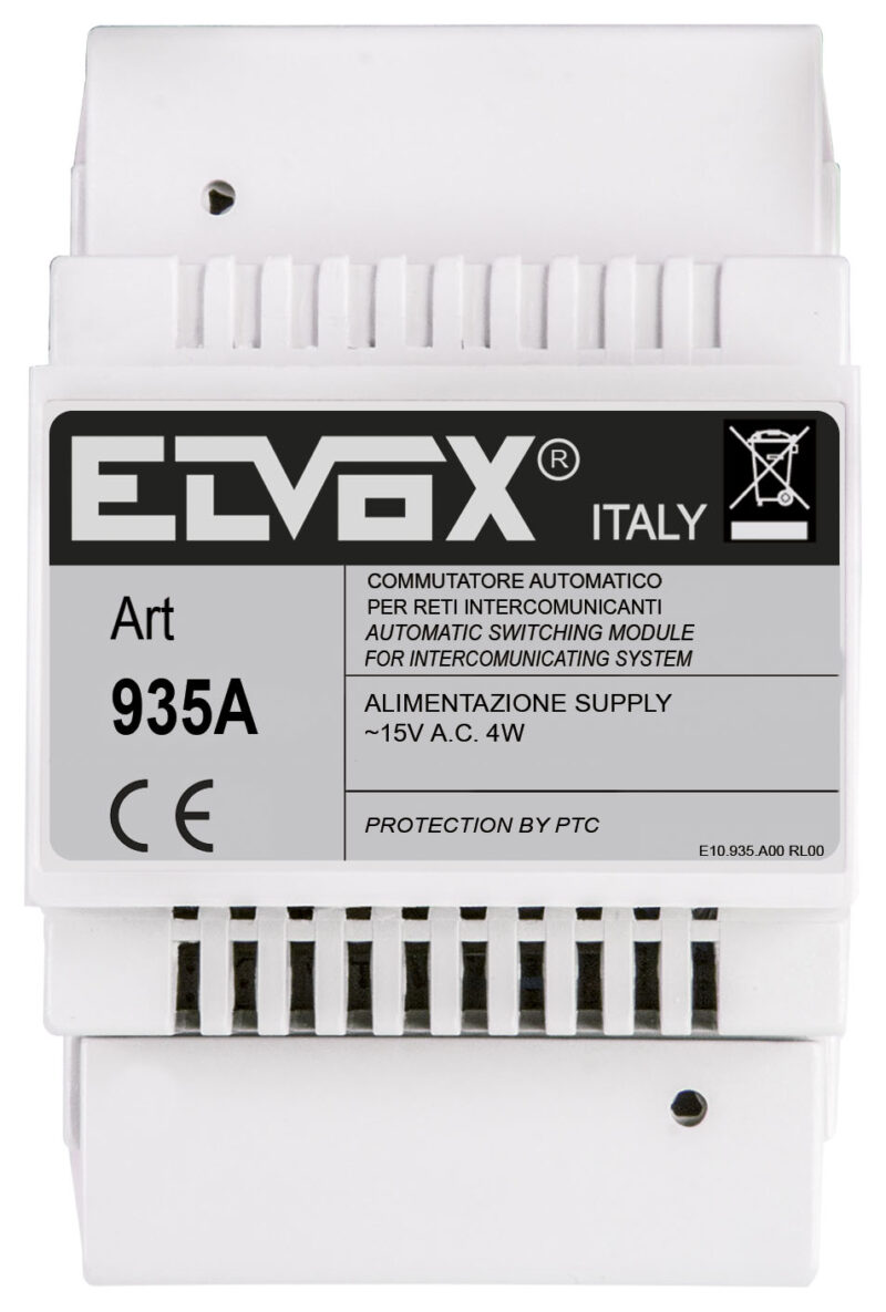 Switching module for intercom networks