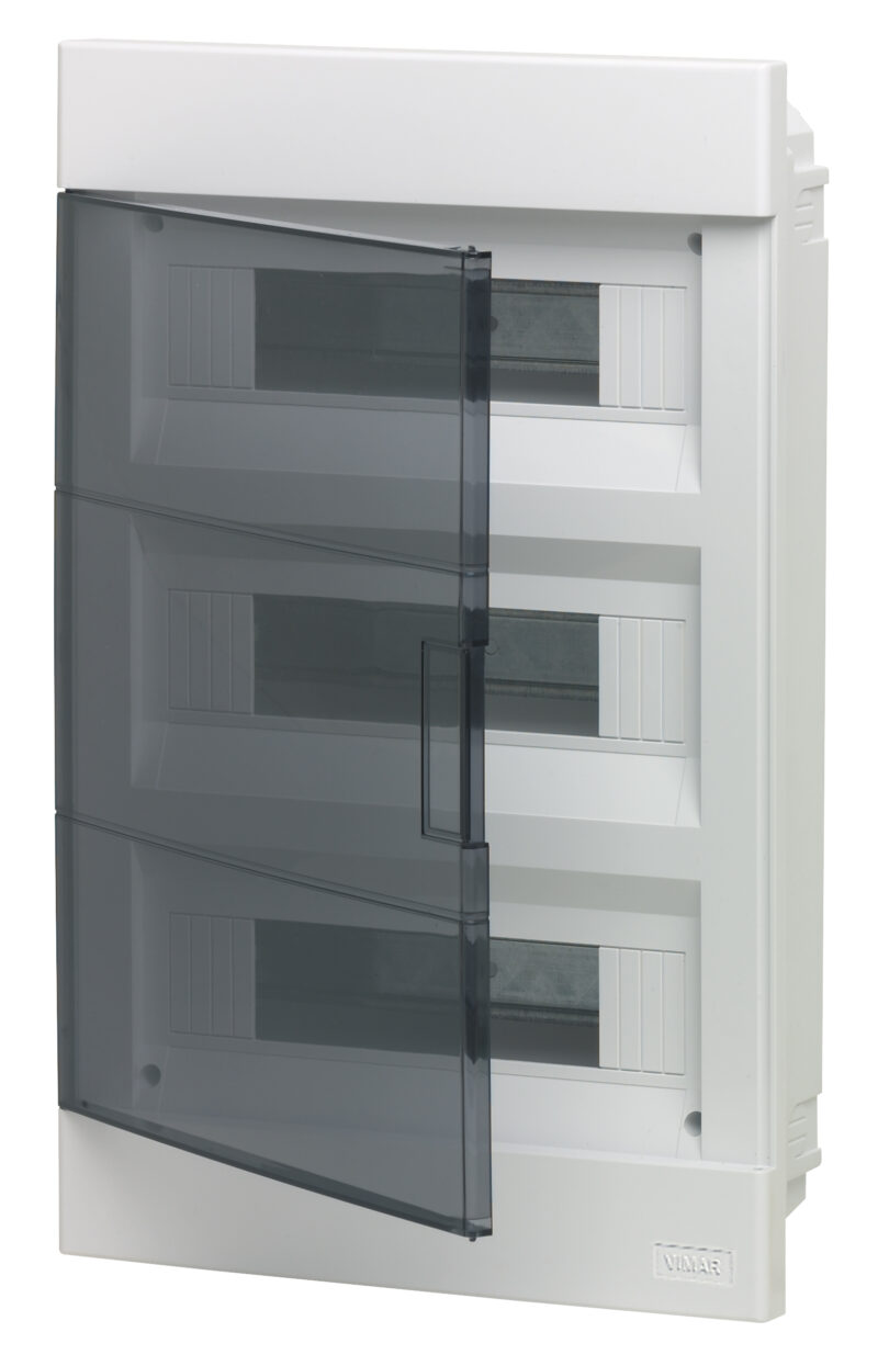 IP40 flush consumer unit 36M +door white